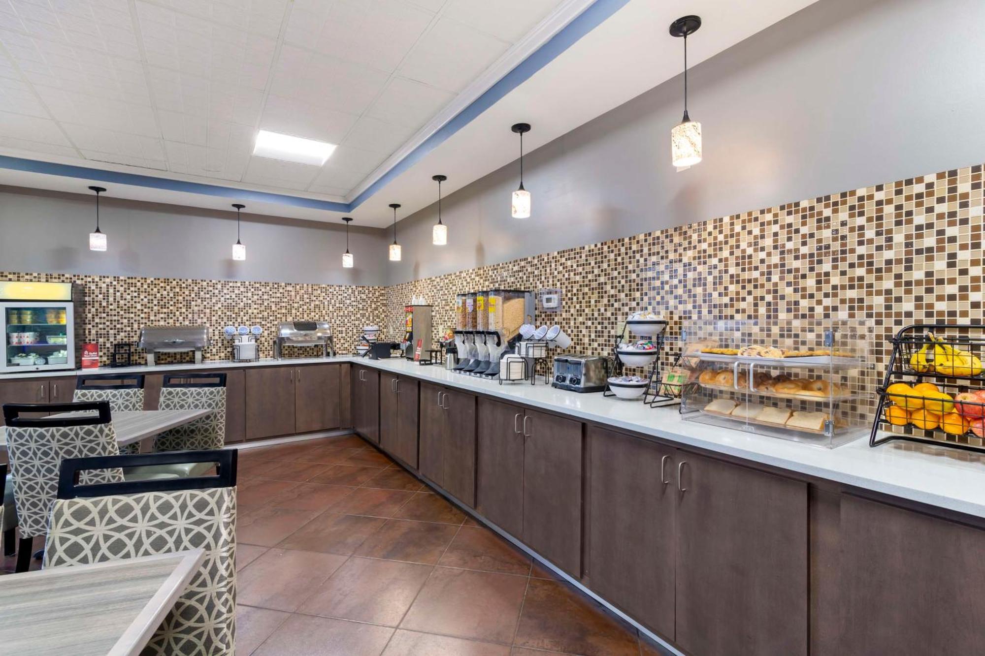 Best Western Savannah Airport Inn & Suites Pooler Luaran gambar